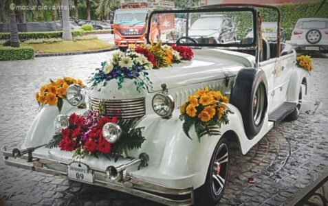 Vintage-Open-Cars-Wedding